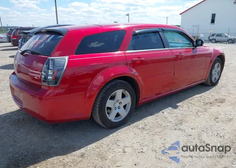 2005 Dodge Magnum Se z USA, uszkodzony, nr VIN 2D4FV48V95H129282